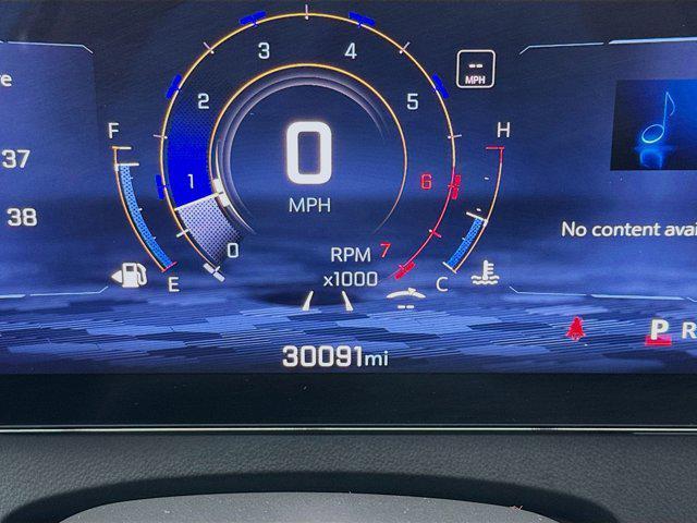 used 2024 Chevrolet Traverse car, priced at $38,888