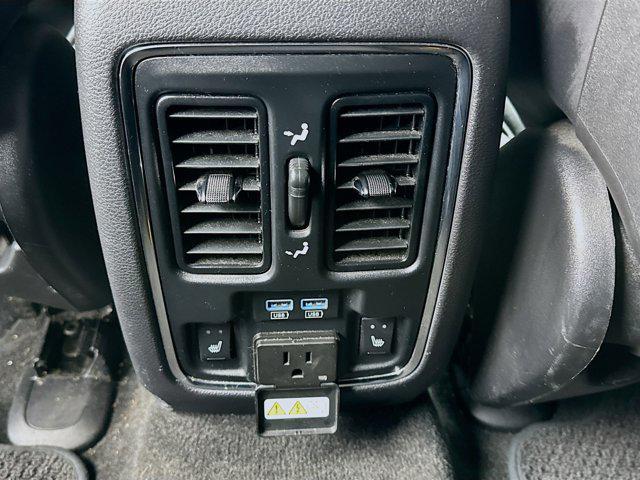 used 2015 Jeep Grand Cherokee car, priced at $16,488