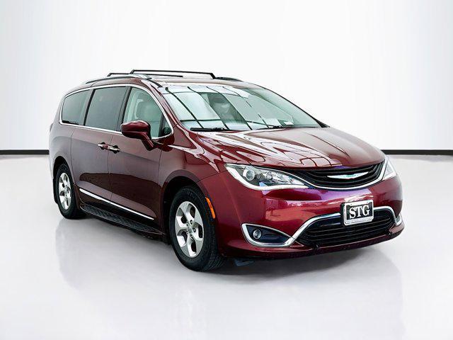 used 2018 Chrysler Pacifica Hybrid car