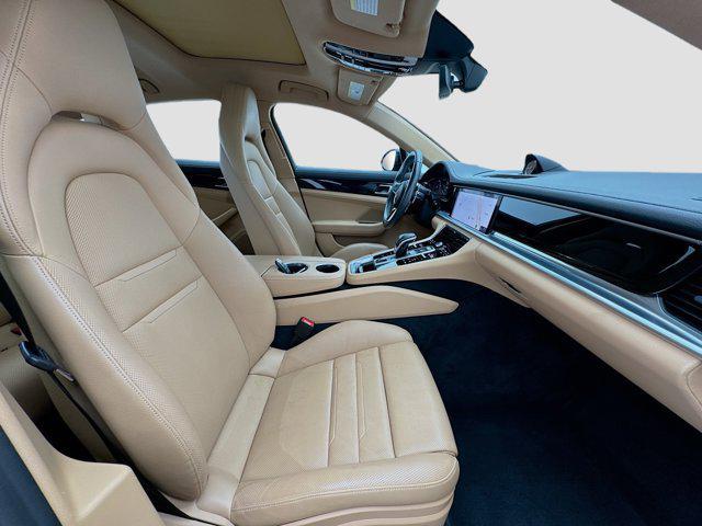 used 2019 Porsche Panamera car