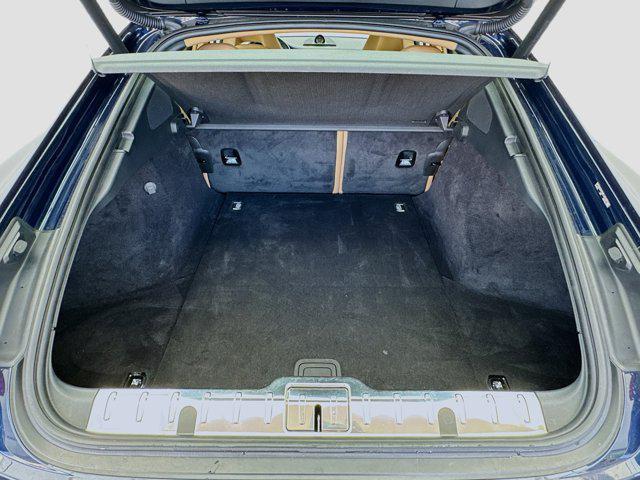 used 2019 Porsche Panamera car