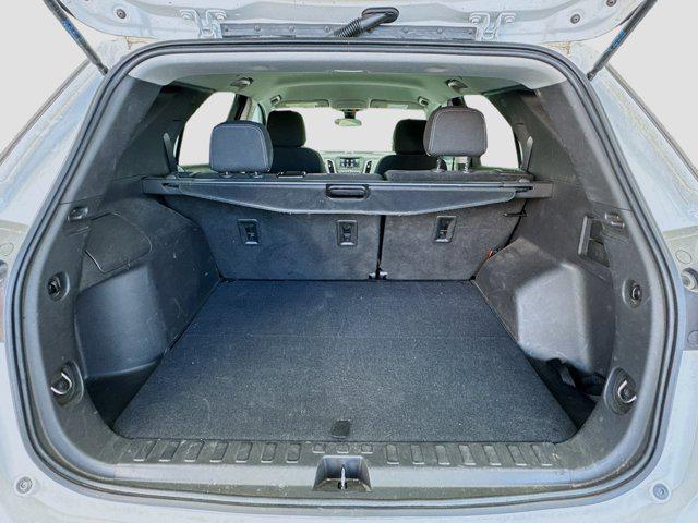 used 2022 Chevrolet Equinox car, priced at $17,288