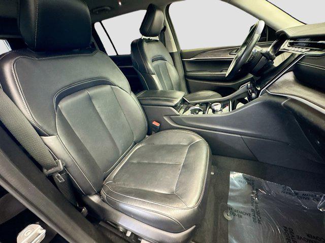 used 2022 Jeep Grand Cherokee L car