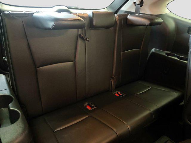 used 2022 Toyota Highlander car, priced at $31,999