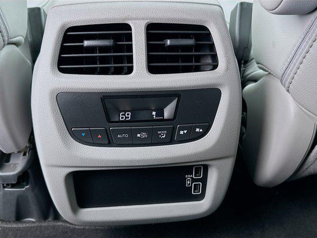 used 2021 Honda Pilot car, priced at $25,380