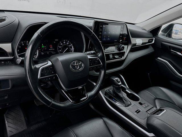 used 2021 Toyota Highlander car, priced at $28,555