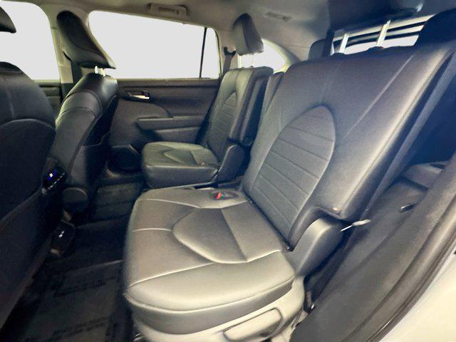 used 2024 Toyota Highlander car, priced at $39,554