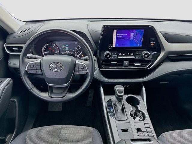 used 2023 Toyota Highlander car, priced at $31,688