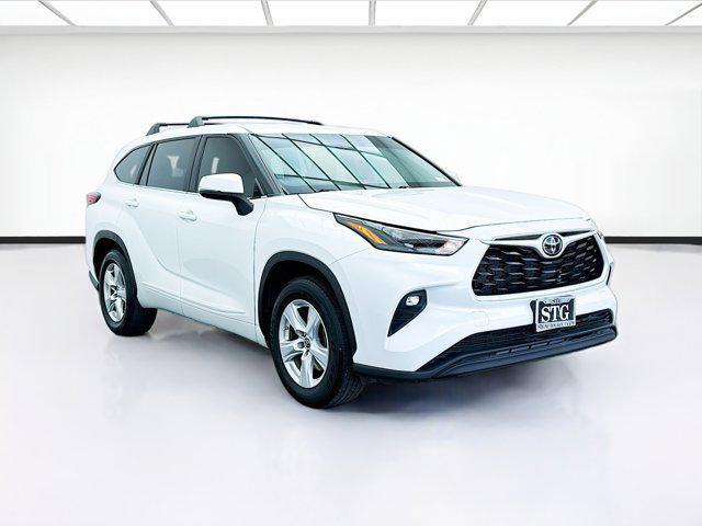 used 2023 Toyota Highlander car, priced at $31,688