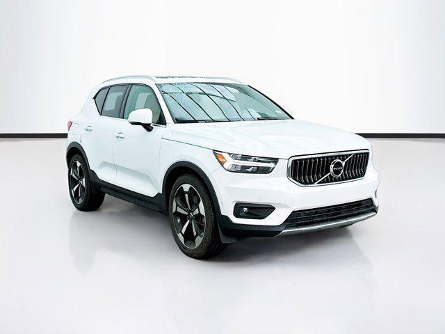 used 2019 Volvo XC40 car, priced at $24,998