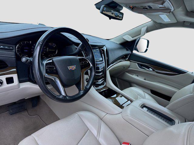used 2020 Cadillac Escalade ESV car, priced at $33,595