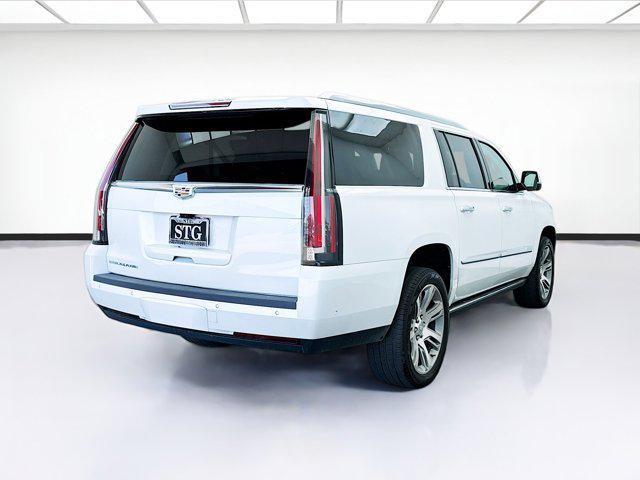 used 2020 Cadillac Escalade ESV car, priced at $33,595