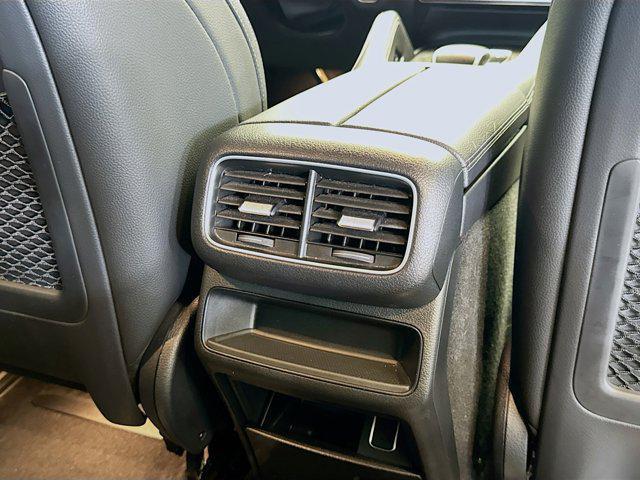 used 2022 Mercedes-Benz GLE 350 car, priced at $38,995