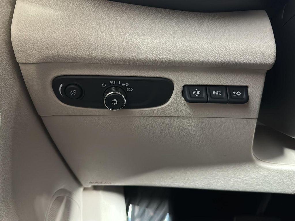 used 2022 Buick Envision car, priced at $21,576