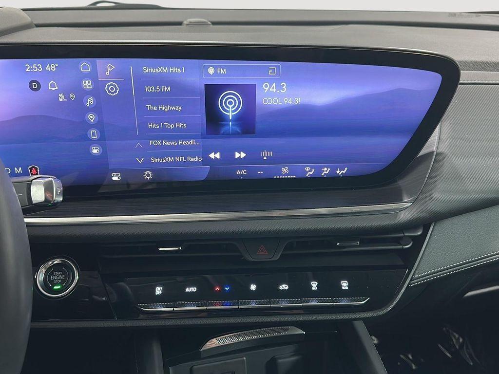 used 2025 Buick Envision car, priced at $29,135