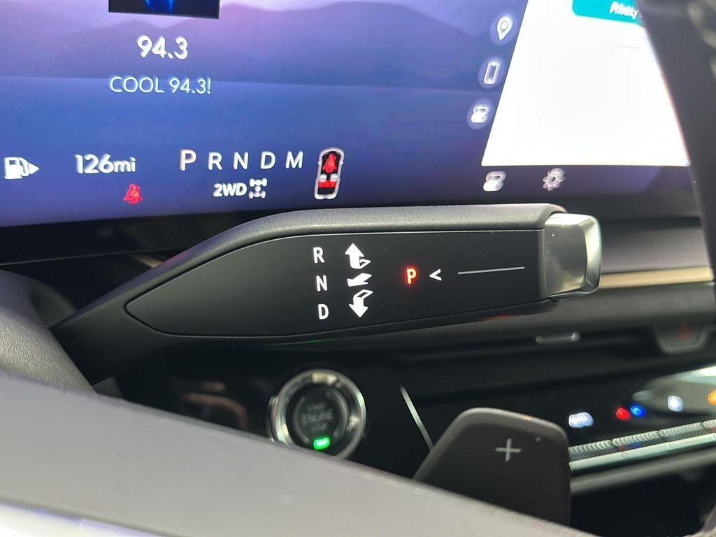 used 2025 Buick Envision car, priced at $30,444