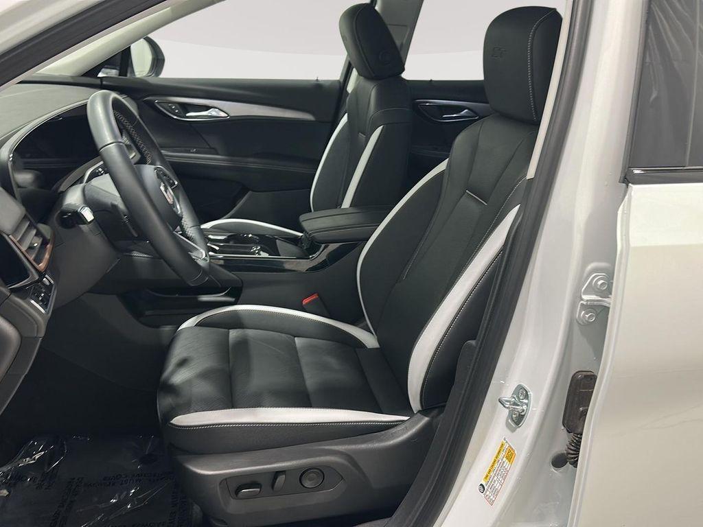 used 2025 Buick Envision car, priced at $29,537