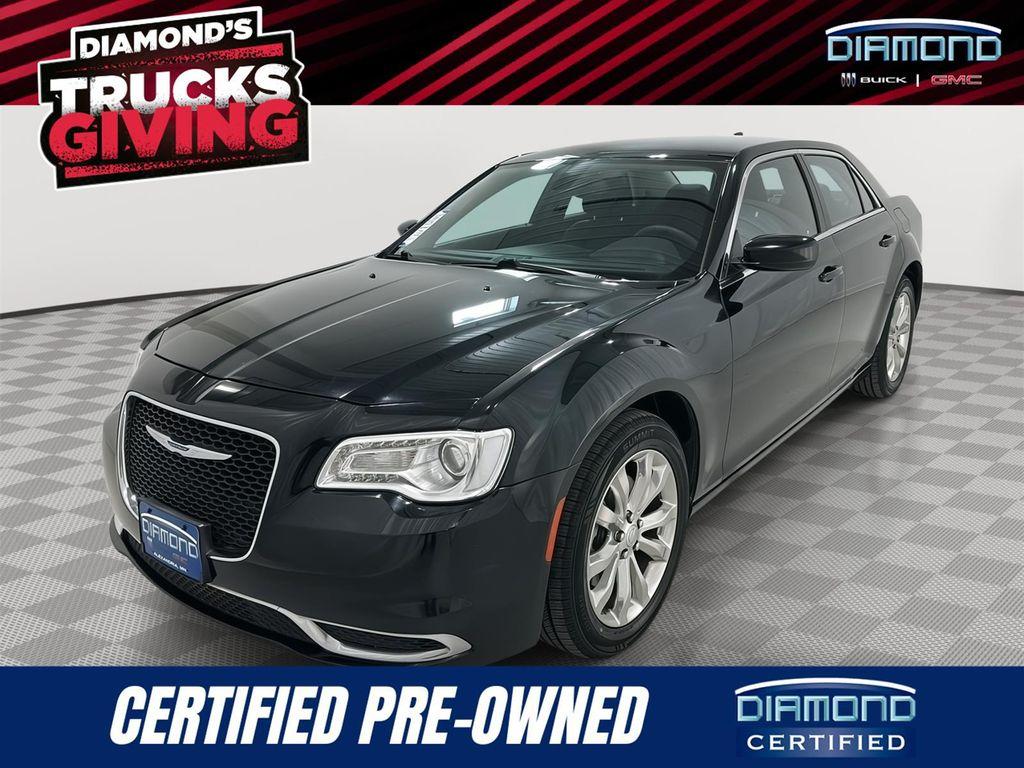used 2022 Chrysler 300 car, priced at $21,395