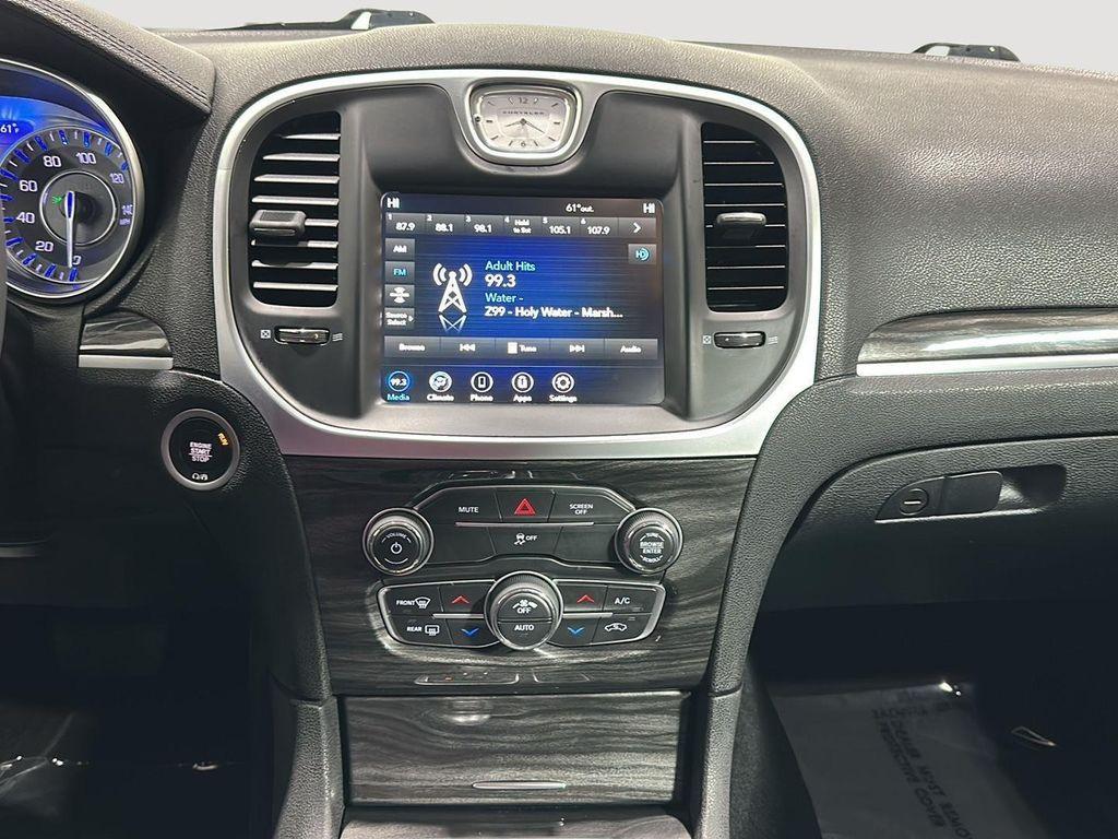 used 2022 Chrysler 300 car, priced at $21,395