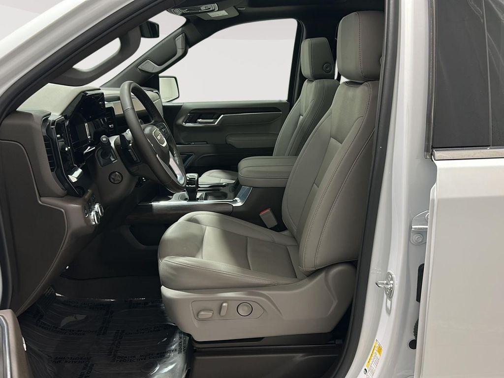 used 2024 GMC Sierra 1500 car, priced at $41,365