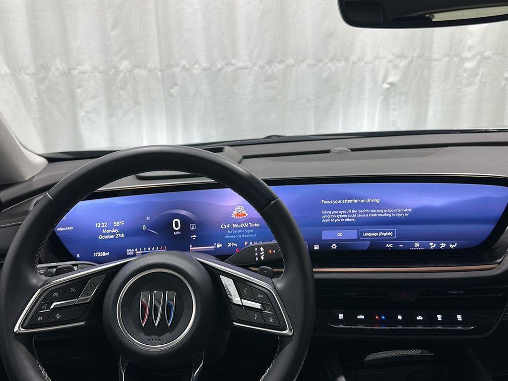 used 2025 Buick Envision car, priced at $29,383