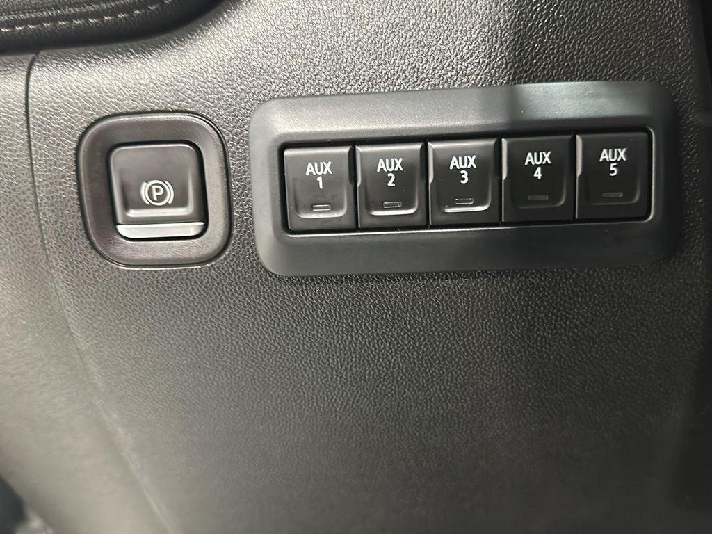 used 2023 Chevrolet Silverado 2500 car, priced at $45,177