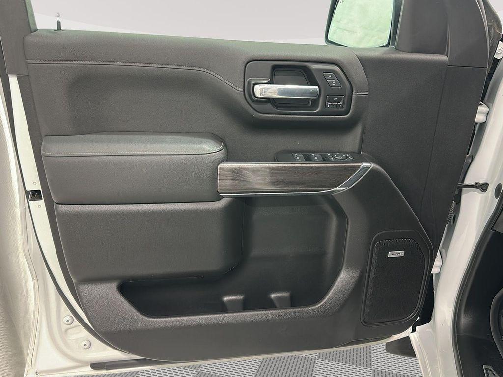 used 2022 Chevrolet Silverado 1500 car, priced at $42,806