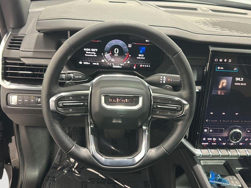 used 2025 GMC Acadia car, priced at $35,715