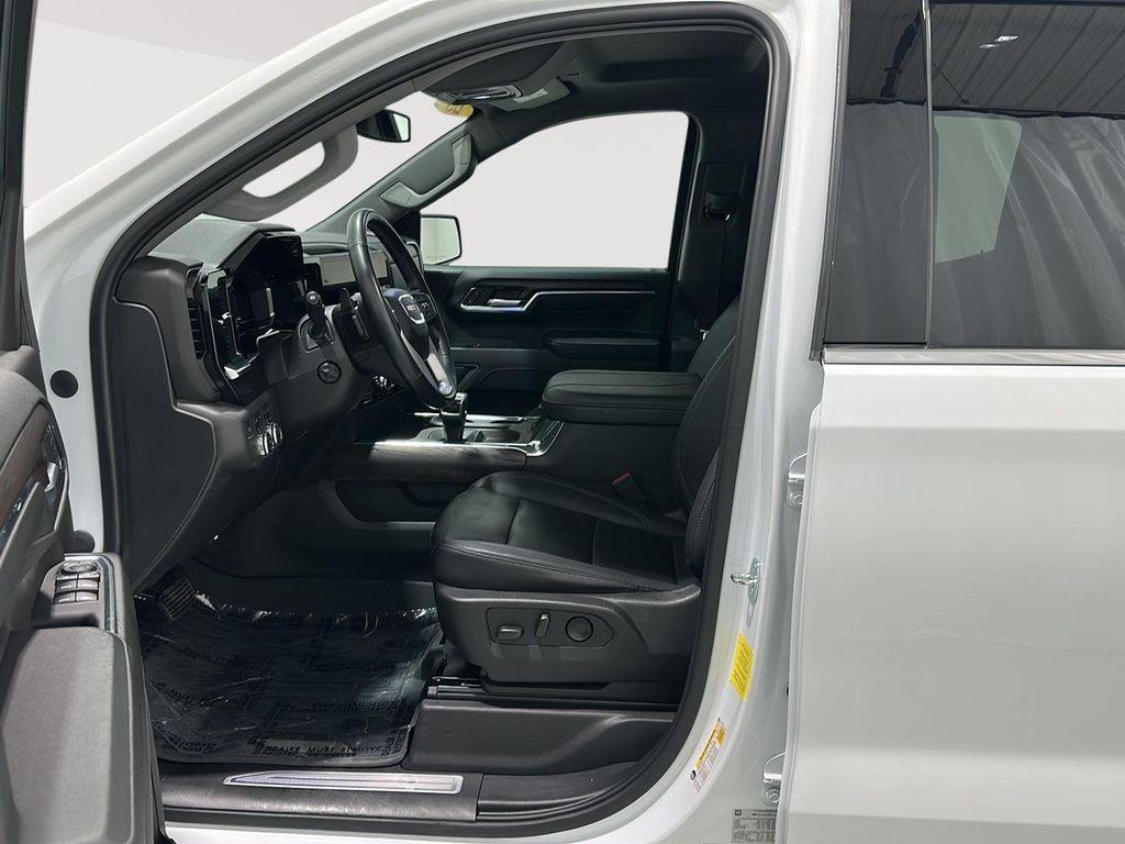 used 2023 GMC Sierra 1500 car, priced at $44,409