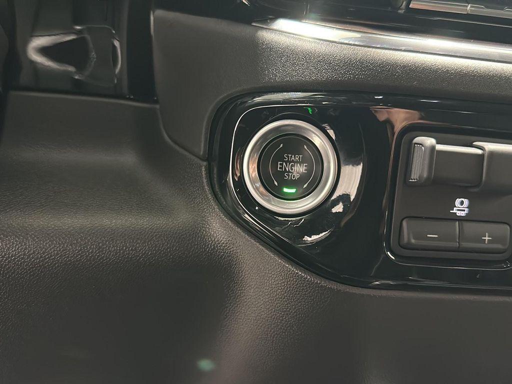 used 2023 GMC Sierra 1500 car, priced at $44,409