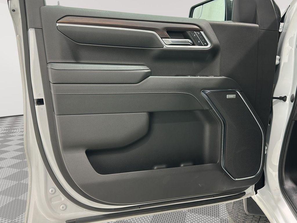 used 2023 GMC Sierra 1500 car, priced at $44,409