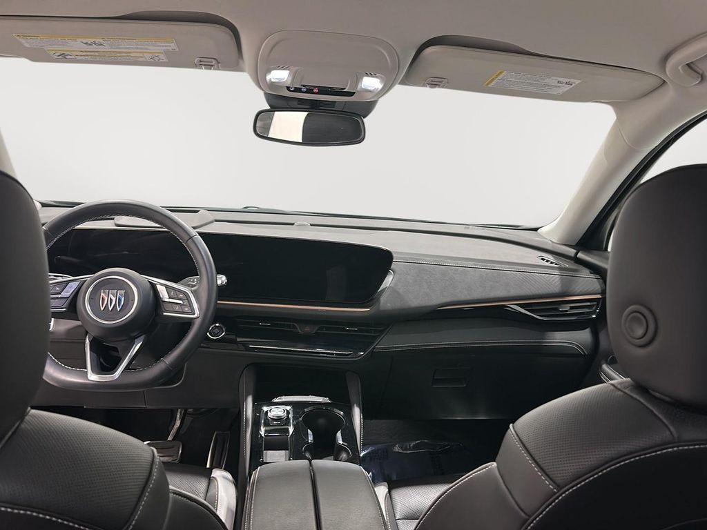 used 2025 Buick Envision car, priced at $29,465