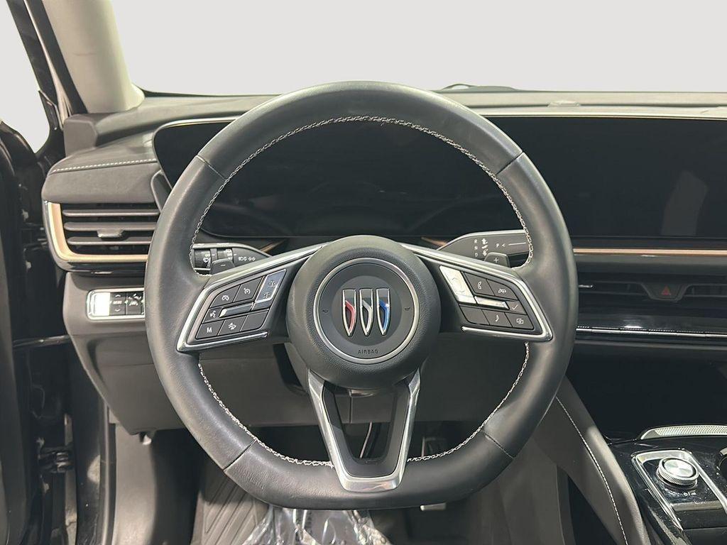 used 2025 Buick Envision car, priced at $29,465