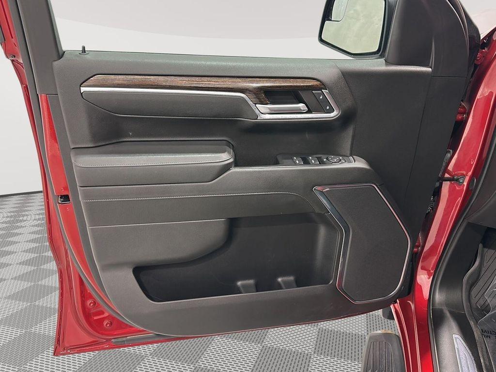 used 2024 GMC Sierra 1500 car, priced at $39,835