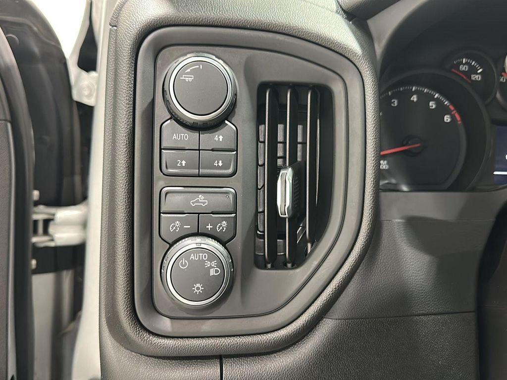 used 2021 Chevrolet Silverado 1500 car, priced at $35,604