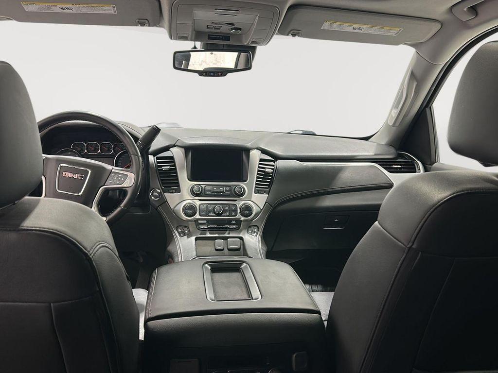 used 2020 GMC Yukon XL car, priced at $25,565