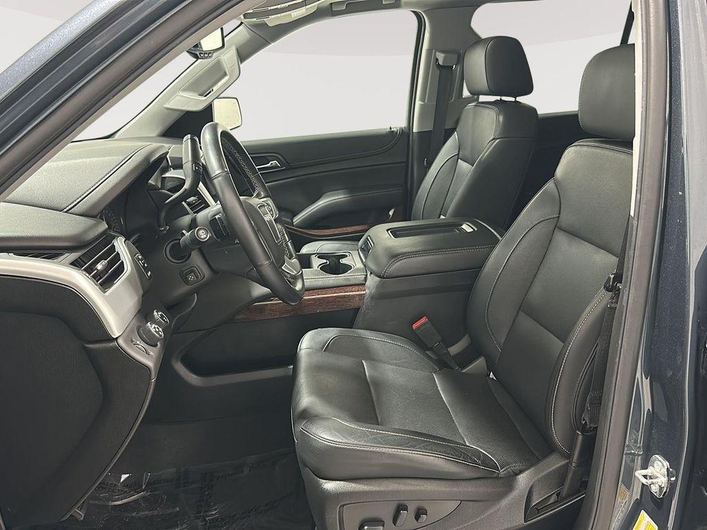 used 2020 GMC Yukon XL car, priced at $25,565