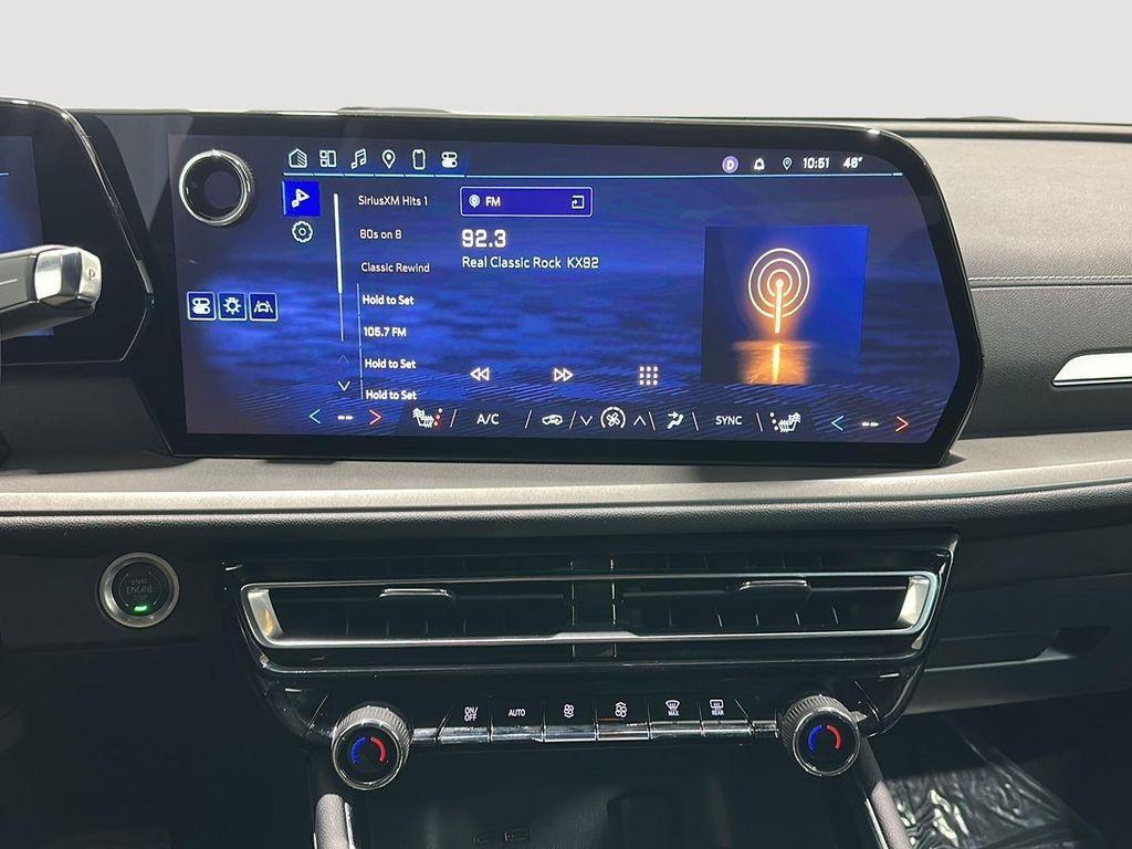 used 2025 Chevrolet Traverse car, priced at $37,035