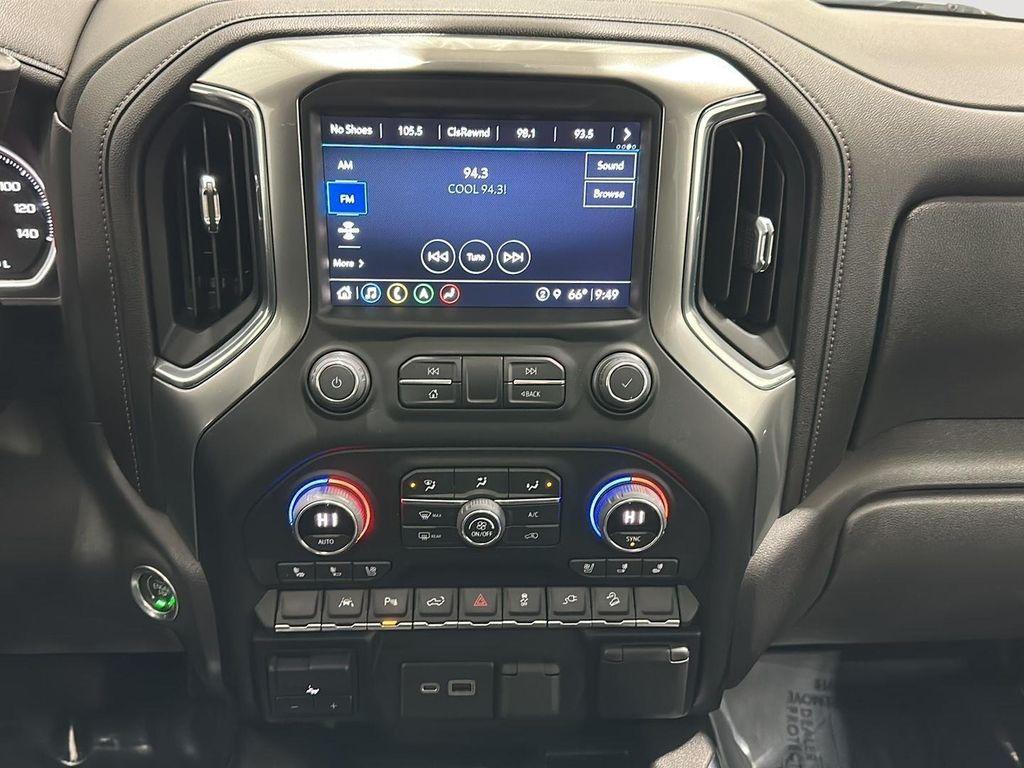 used 2022 Chevrolet Silverado 1500 car, priced at $43,140