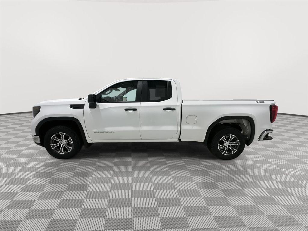 used 2023 GMC Sierra 1500 car, priced at $30,989