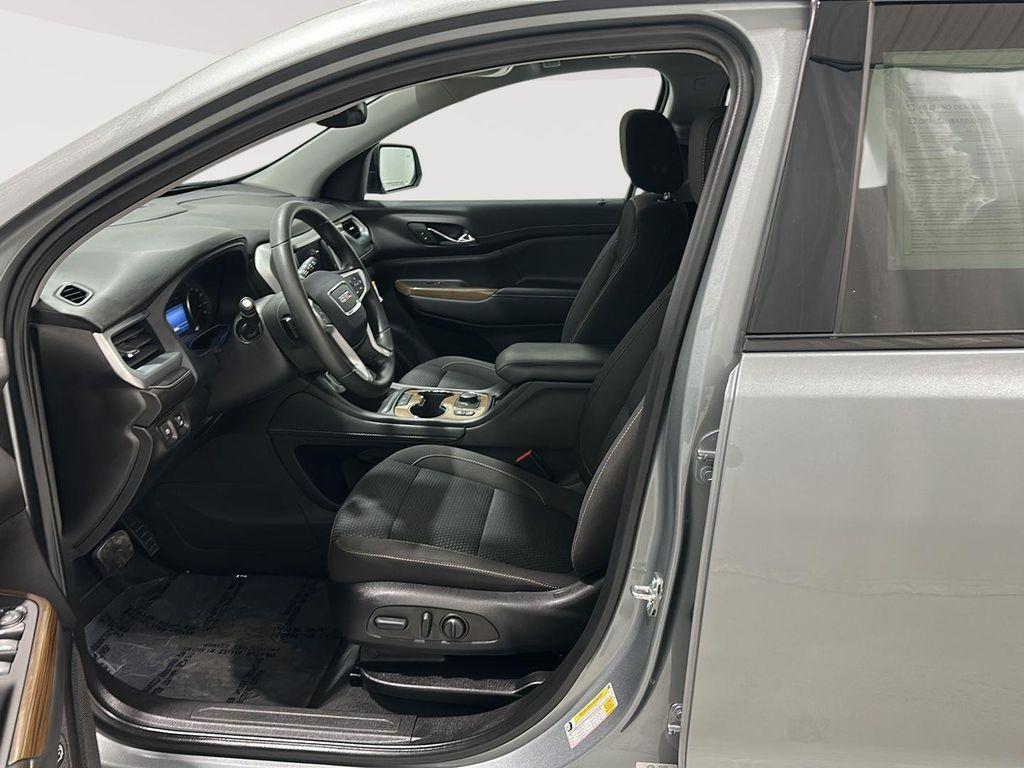 used 2023 GMC Acadia car, priced at $32,725