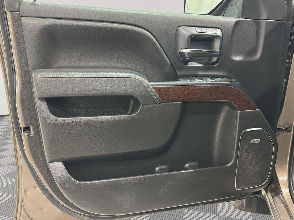 used 2015 GMC Sierra 1500 car, priced at $21,315