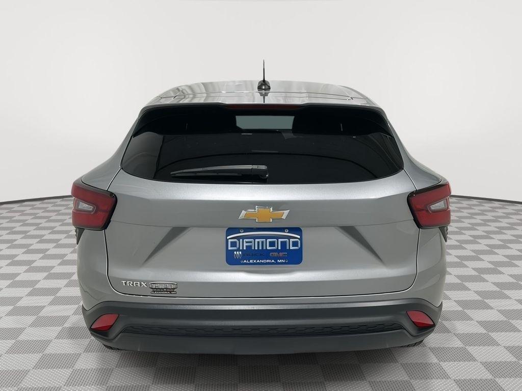 used 2024 Chevrolet Trax car, priced at $17,934