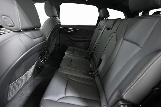 new 2026 Audi Q7 car, priced at $78,295