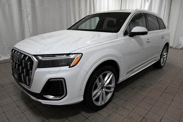 new 2025 Audi Q7 car, priced at $76,800