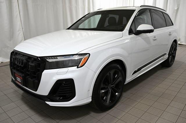 new 2025 Audi Q7 car, priced at $85,555