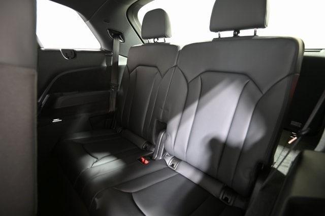 new 2025 Audi Q7 car, priced at $85,555