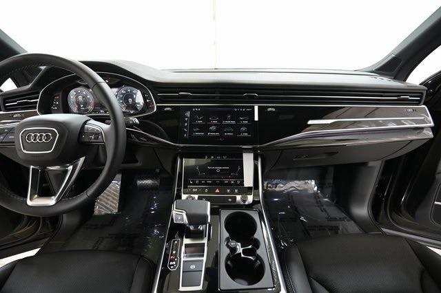 new 2025 Audi Q7 car, priced at $77,750