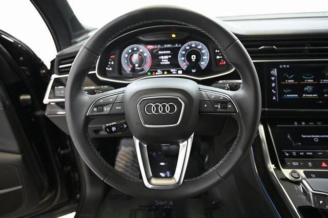 new 2025 Audi Q7 car, priced at $77,750