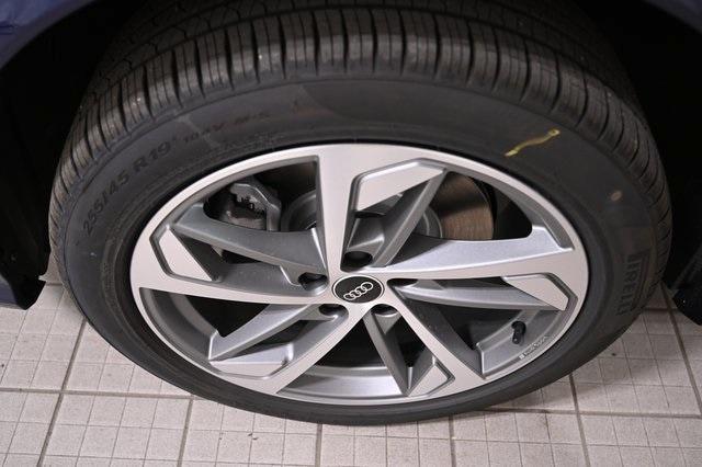 new 2025 Audi Q3 car, priced at $44,060